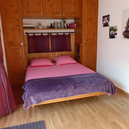 Oda ve Kahvaltı Les Acacias