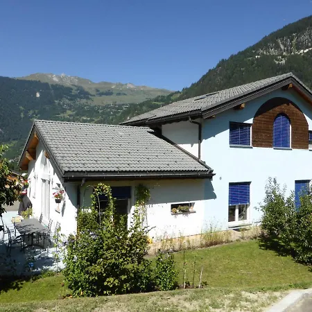 Les Acacias Bed & Breakfast 3*