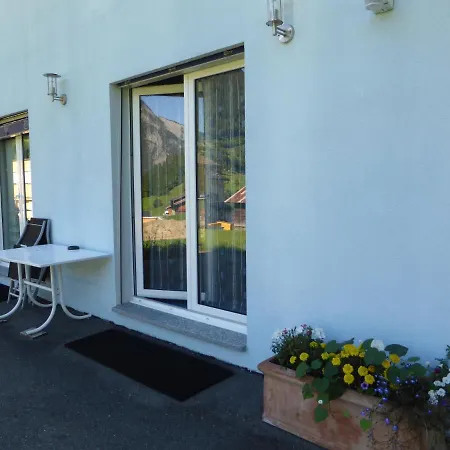 Oda ve Kahvaltı Les Acacias 3*