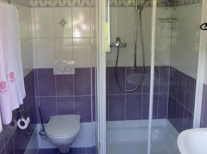 Les Acacias Frühstückspension Le Châble